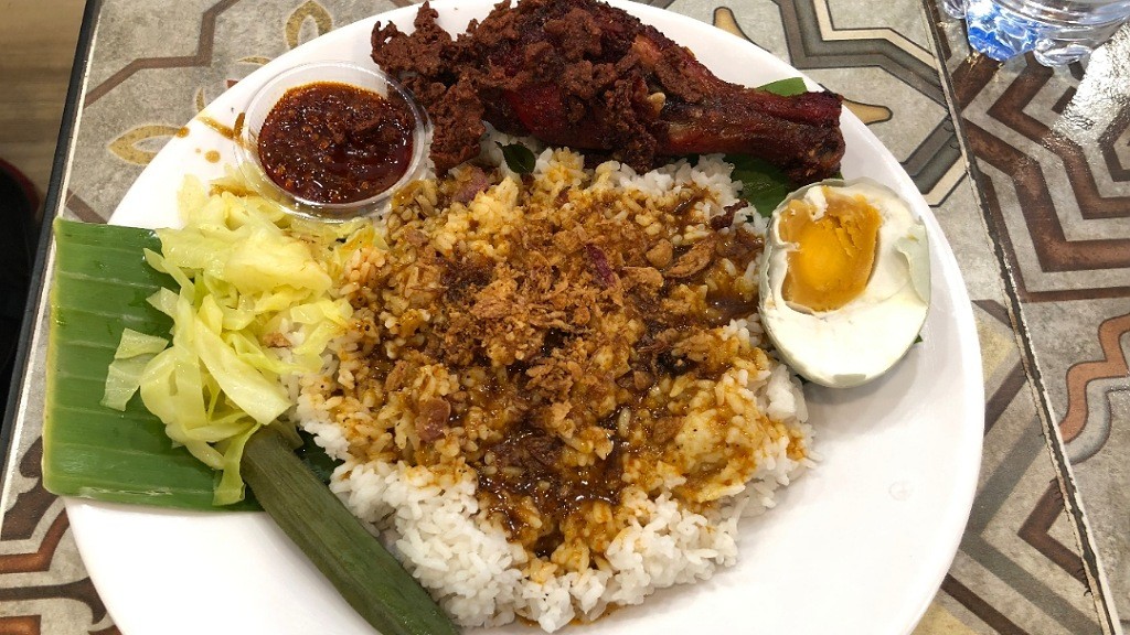 Mencicipi Nasi Kandar Buatan Chef Stefani Horison yang Menggugah Selera