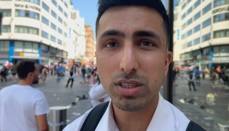 Pria Muslim di Inggris Duel dengan Pelaku Penikaman Bocah, Netizen: Benar-Benar Pahlawan!