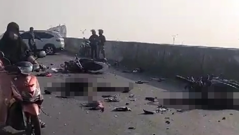 Kecelakaan Beruntun 4 Kendaraan di Flyover Tanah Baru Bekasi, 1 Orang Tewas