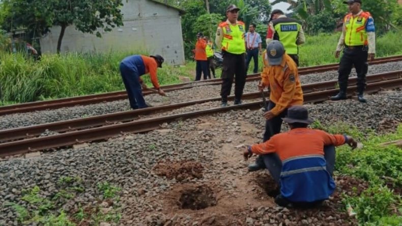 Bahayakan Nyawa, 4 Pelintasan Liar Ditutup KAI Pekan Ini