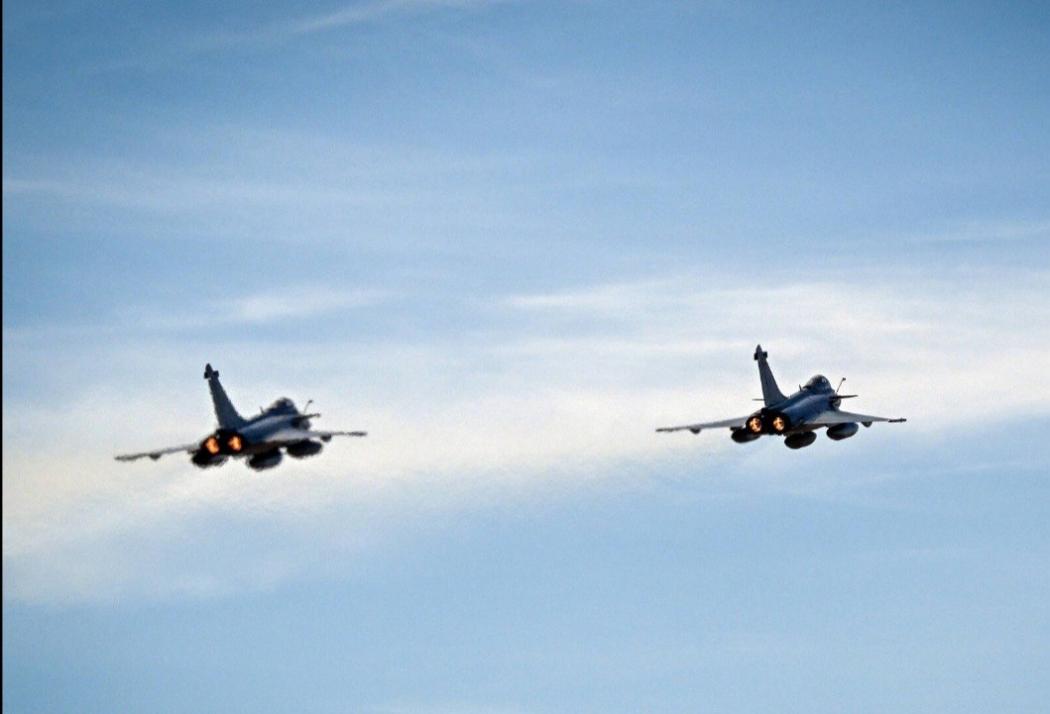 2 Jet Tempur Rafale Prancis Bertabrakan, Satu Pilot Ditemukan