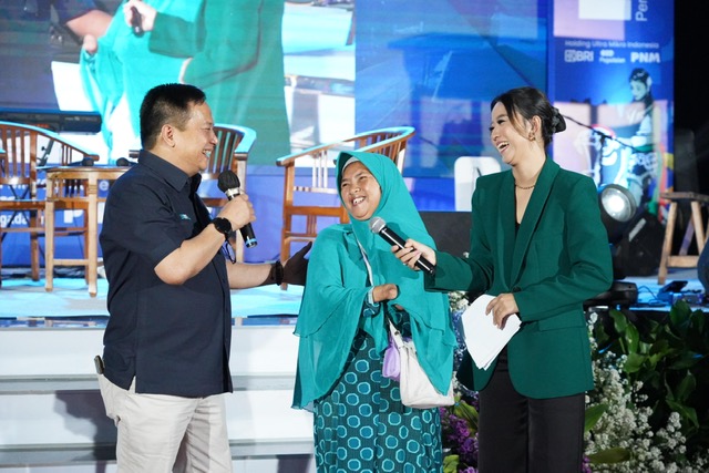 Beri Bantuan Alat Usaha, PNM Dampingi Nasabah Disabilitas Tumbuh Berkelanjutan 