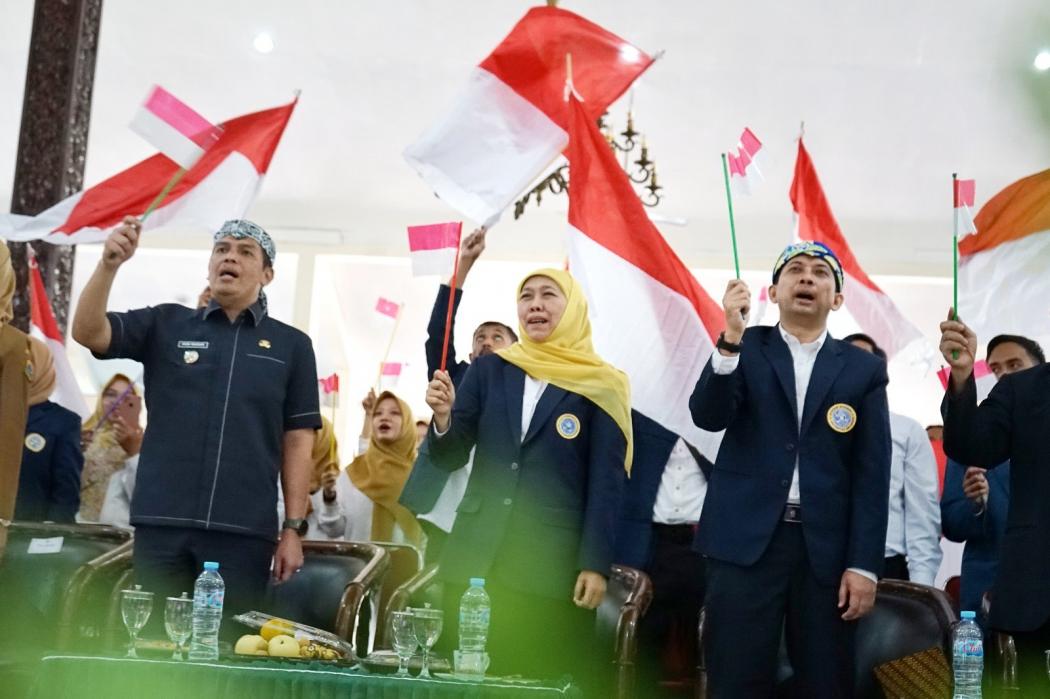 Dukungan Jokowi dan Prabowo Dinilai Perkuat Khofifah di Akar Rumput Jatim