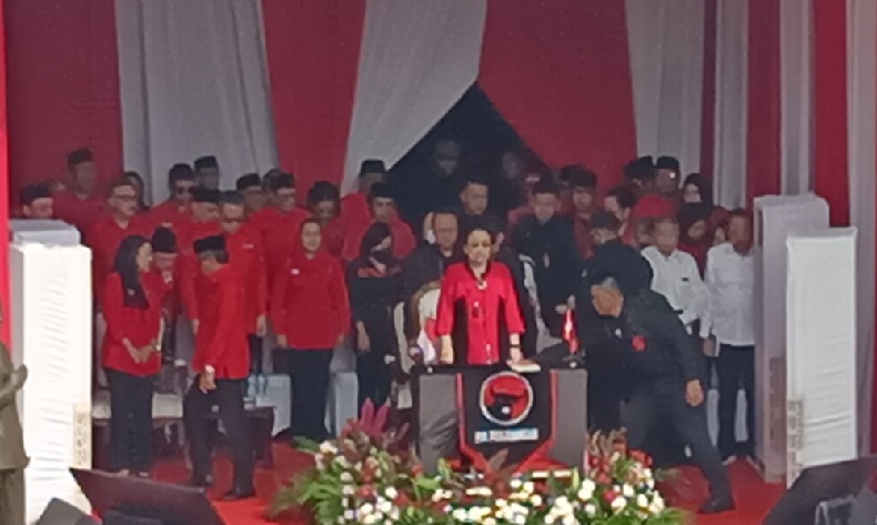 Momen Megawati Jadi Irup Upacara 17 Agustus di Sekolah PDIP Lenteng Agung