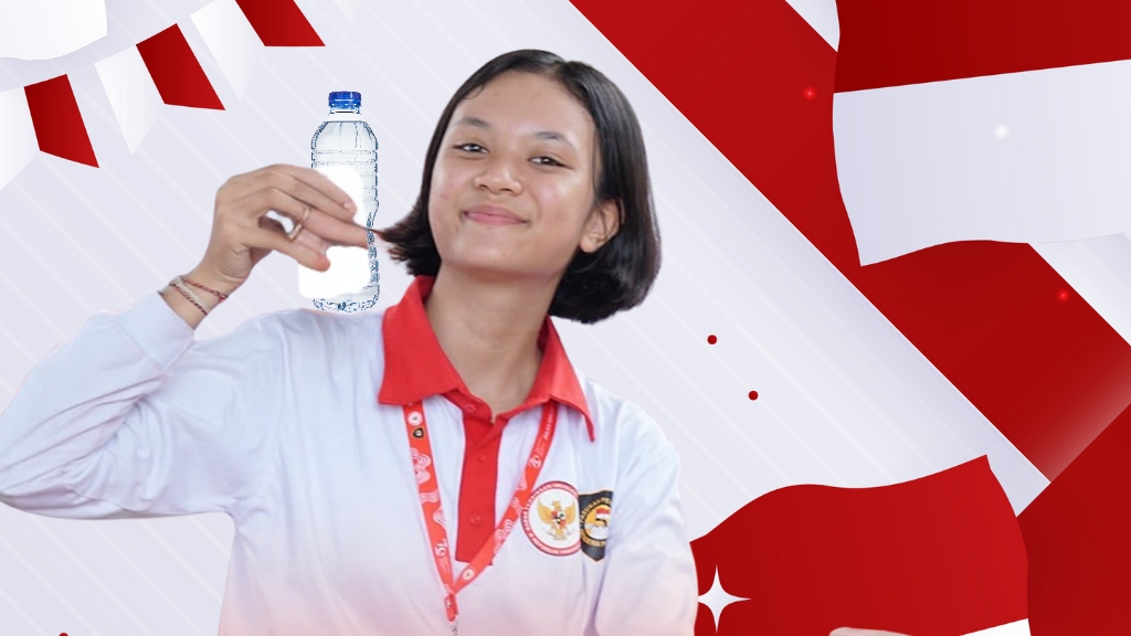 Profil dan Biodata Ni Komang Tri Setia, Pembawa Baki Penurunan Bendera di IKN Asal Bali 