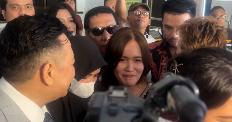 Senyuman Jessica Wongso usai Bebas Bersyarat dari Lapas Pondok Bambu