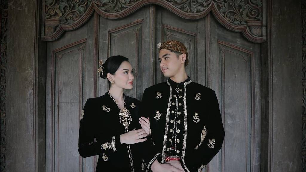 Al Ghazali dan Alyssa Daguise Posting Foto Adat Jawa seperti Prewedding, Respons Maia Estianty Disorot