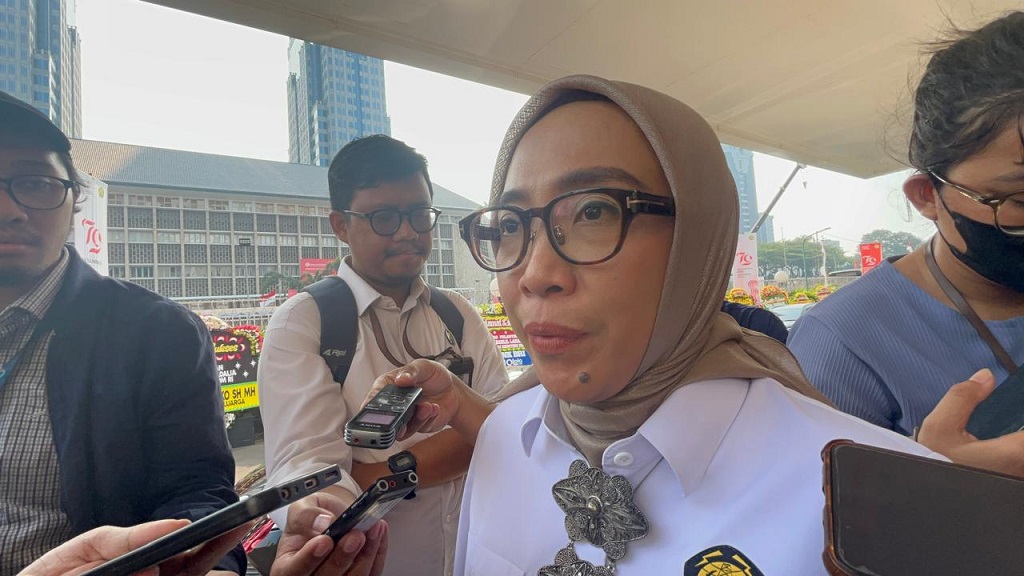 Bahlil Gelar Rapat Perdana di ESDM, Minta RUU EBET Segera Dirampungkan