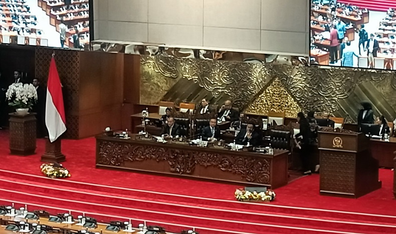 Awas! RUU Pilkada Cuma Ditunda Disahkan, Bukan Dibatalkan