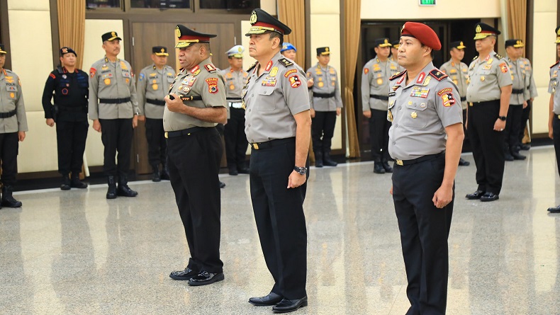 12 Perwira Tinggi Polri Naik Pangkat, Kapolda Papua Mathius Fakhiri Resmi Komjen