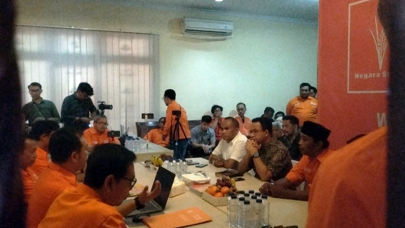 Anies Kunjungi Posko Pemenangan Partai Buruh, Bahas Pilgub Jakarta?