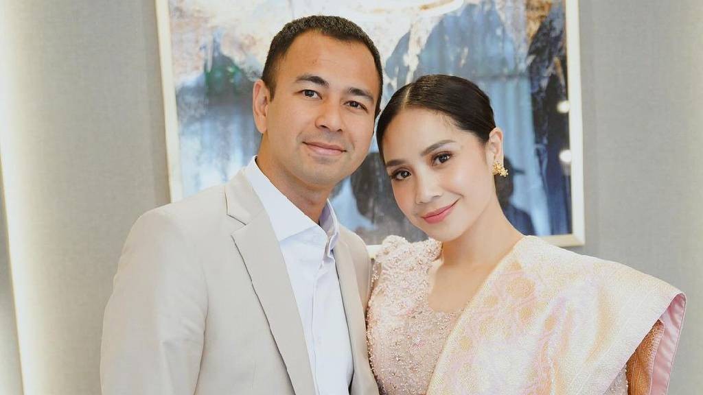 Raffi Ahmad dan Nagita Slavina Pamer Foto Romantis di Instagram, Netizen: Aura Orang Kaya Beda