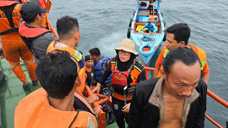 Identitas 12 Korban Selamat KM Subur GT 43 yang Tenggelam di Tapanuli Tengah