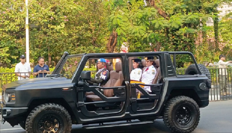 Kirab Pengembalian, Bendera Merah Putih dan Teks Proklamasi Tiba di Monas 