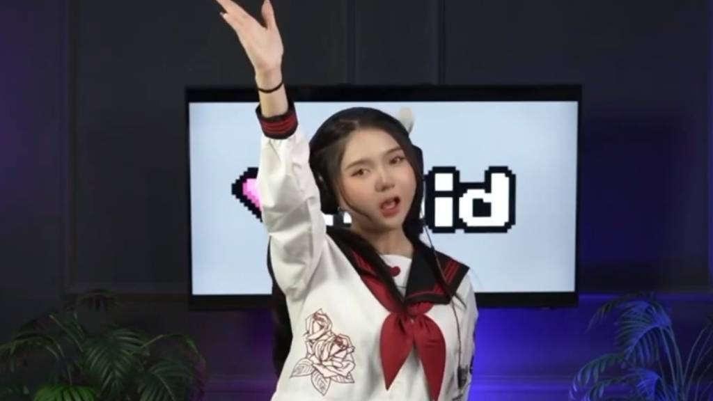 Profil dan Biodata Sarah Viloid, Gamer Imut yang Sempat Terlibat Skandal Video Syur