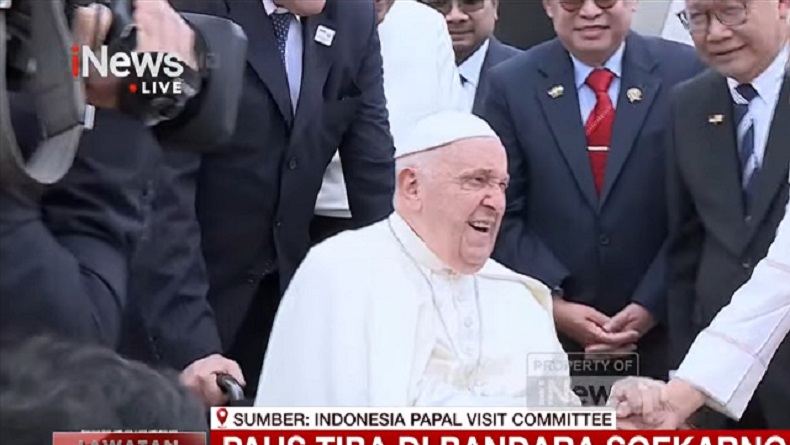 Sambut Paus Fransiskus, Menag Yaqut Dititipi Pesan Penting terkait Perdamaian