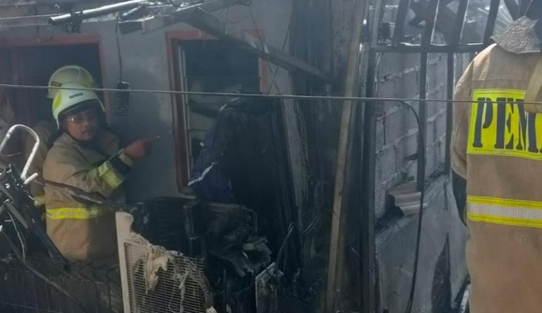 Kebakaran Rumah di Duren Sawit Jaktim, Diduga akibat Korsleting Listrik