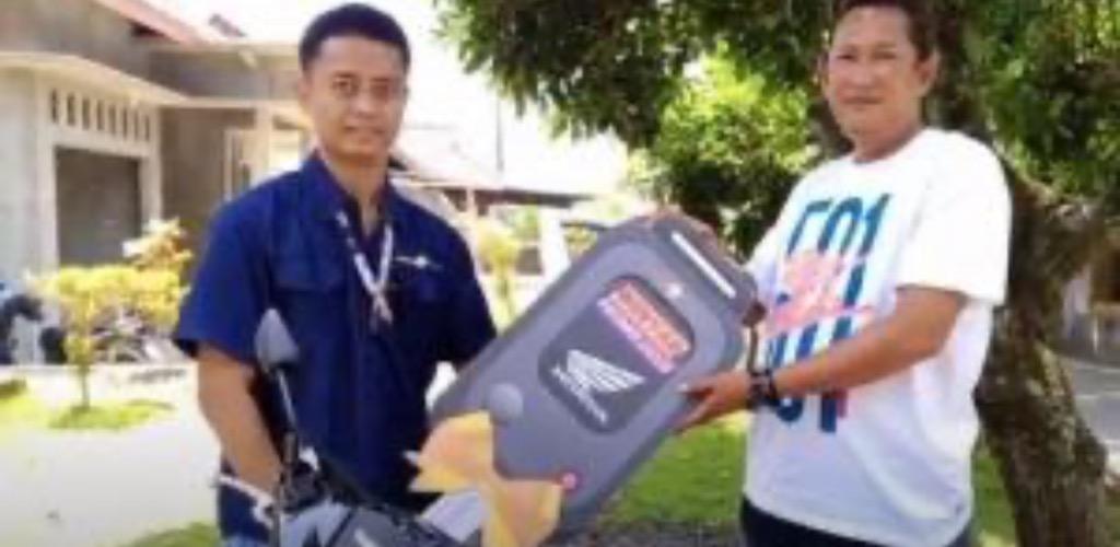 MNC Finance Beri Hadiah Sepeda Motor ke Nasabah di Kuningan dari Gebyar Promo MNC Finance 2024