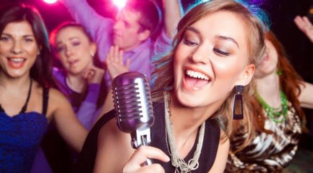 5 Tempat Karaoke di Cikarang yang Nyaman dan Lengkap, Asyik Dikunjungi Keluarga