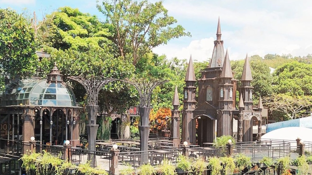 7 Tempat Nongkrong di Lembang dengan Suasana Cozy