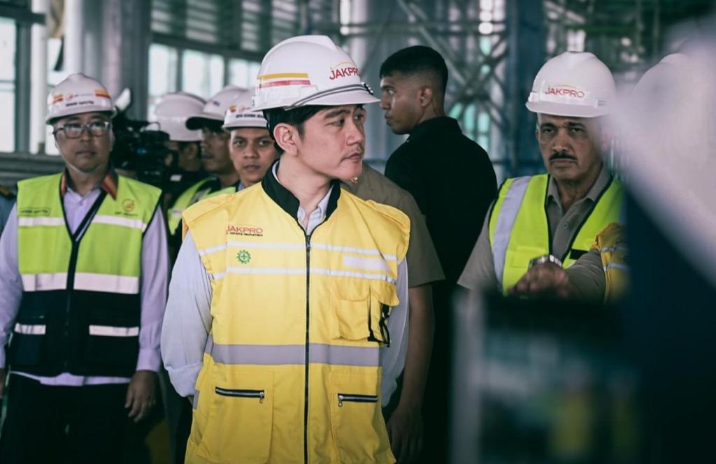 Gaspol! Gibran Blusukan Lagi, Kini ke Proyek LRT Jakarta