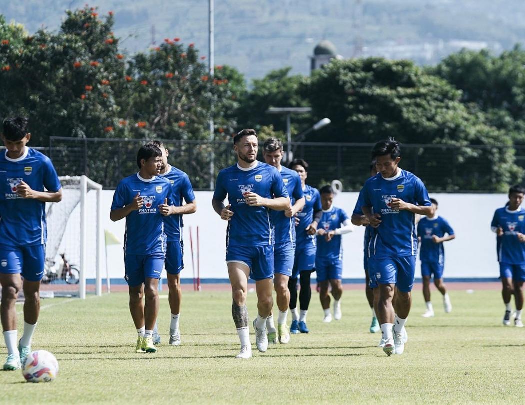 Merajut Asa Naik Puncak Klasemen! Persib Bandung Vs Lion City Sailors