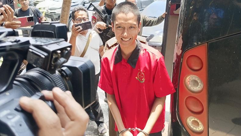 Armor Toreador Jalani Sidang Perdana Kasus KDRT, Minta Maaf ke Istri dan Anak