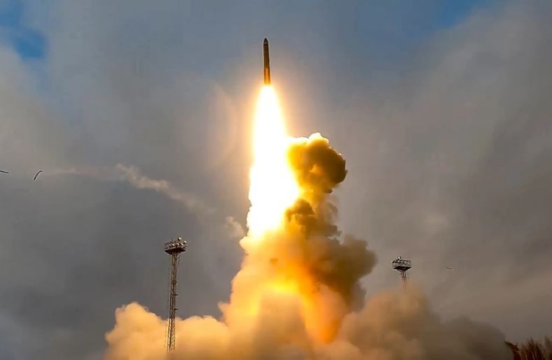 Rusia Mulai Latihan Perang Nuklir, Dipantau Langsung Presiden Putin