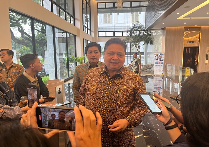 Airlangga Ungkap Investor China-Jepang Minat Investasi Proyek Giant Sea Wall