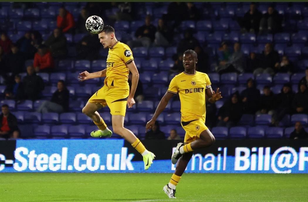 Justin Hubner Starter, Wolves U-21 Ditumbangkan Valencia