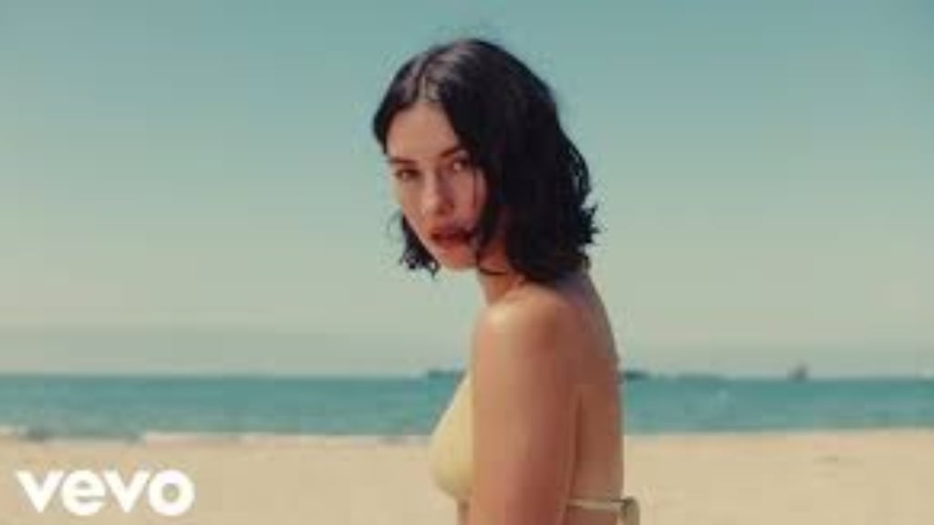 Makna Lagu I Miss You I’m Sorry - Gracie Abrams: Rindu dan Penyesalan