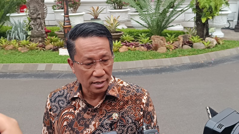 Wacana Kepala Daerah Dipilih DPRD, Menkum: Perlu Dipertimbangkan