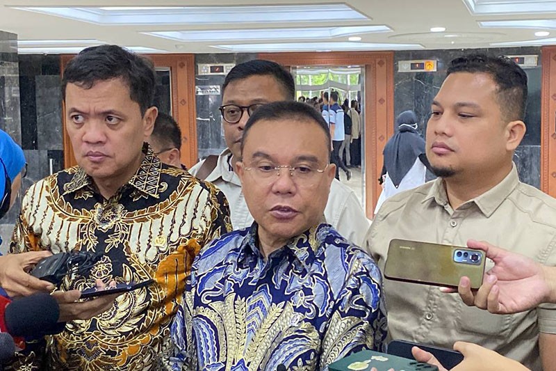 DPR bakal Gelar Rapat dengan Kemendagri hingga KPU Bahas Jadwal Pelantikan Kepala Daerah