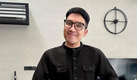 Riwayat Pendidikan Desta, Jadi Pemeran Dono di Film Warkop DKI Reborn Terbaru