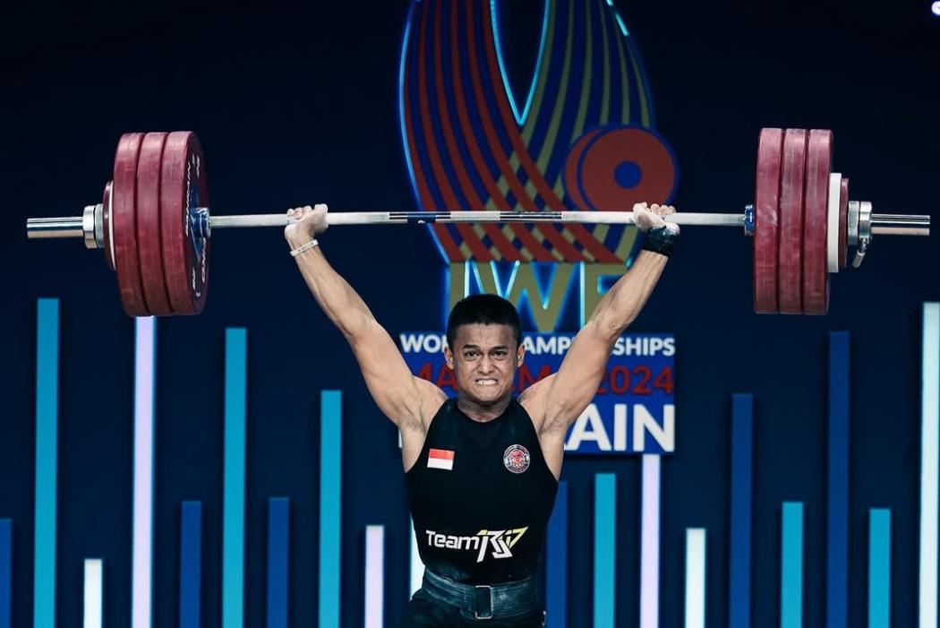 Bangga! Lifter Rizki Juniansyah Sabet 2 Perak dan 1 Perunggu di Kejuaraan Angkat Besi Asia 2025