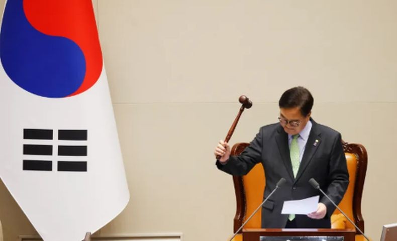 Breaking News: Presiden Korsel Yoon Suk Yeol Dimakzulkan Parlemen