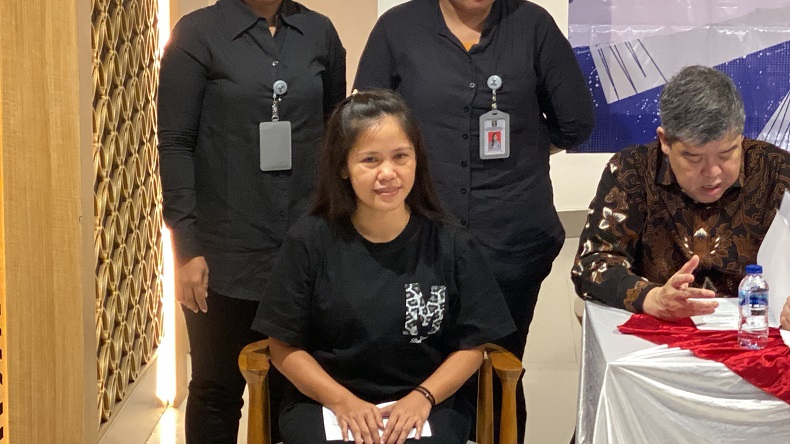 Mary Jane Nyanyi Lagu Indonesia Raya sebelum Pulang ke Filipina