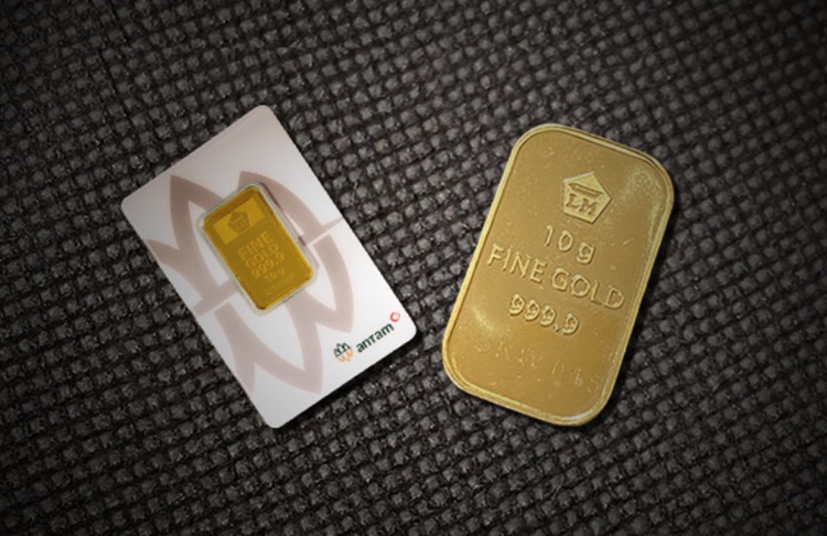 Harga Emas Antam Hari Ini Turun Rp6.000, Per Gram Dijual Segini!