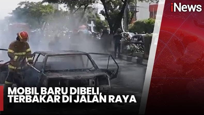 Mobil Klasik Terbakar di Depok, Belum Ada Sehari Dibeli