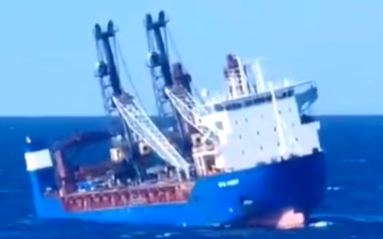 Kapal Kargo Rusia Bawa Crane Raksasa Tenggelam di Laut Mediterania, Sempat Meledak