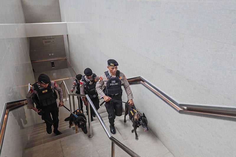 Pastikan Keamanan Natal, Polda Metro Kerahkan Jibom hingga K9 untuk Sterilisasi Gereja