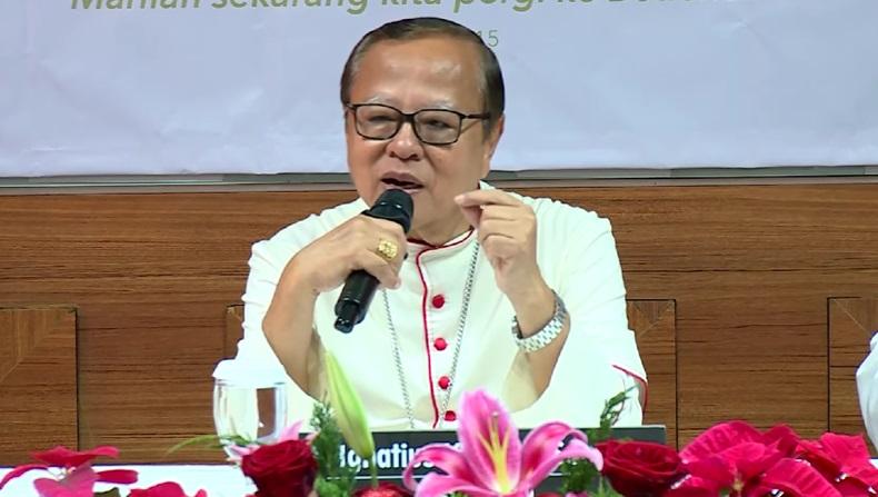 Uskup Agung Jakarta Soroti Judol dan Pinjol: Banyak Keluarga yang Hancur