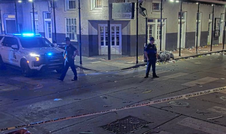 Intelijen AS Selidiki Hubungan Serangan New Orleans dengan Ledakan Cybertruck Dekat Trump Hotel