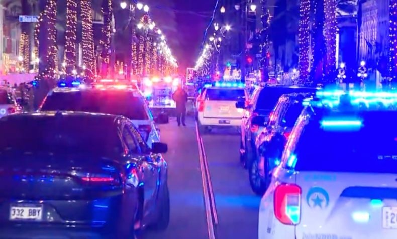 Breaking News: Mobil Seruduk Pejalan Kaki di New Orleans, 10 Orang Tewas