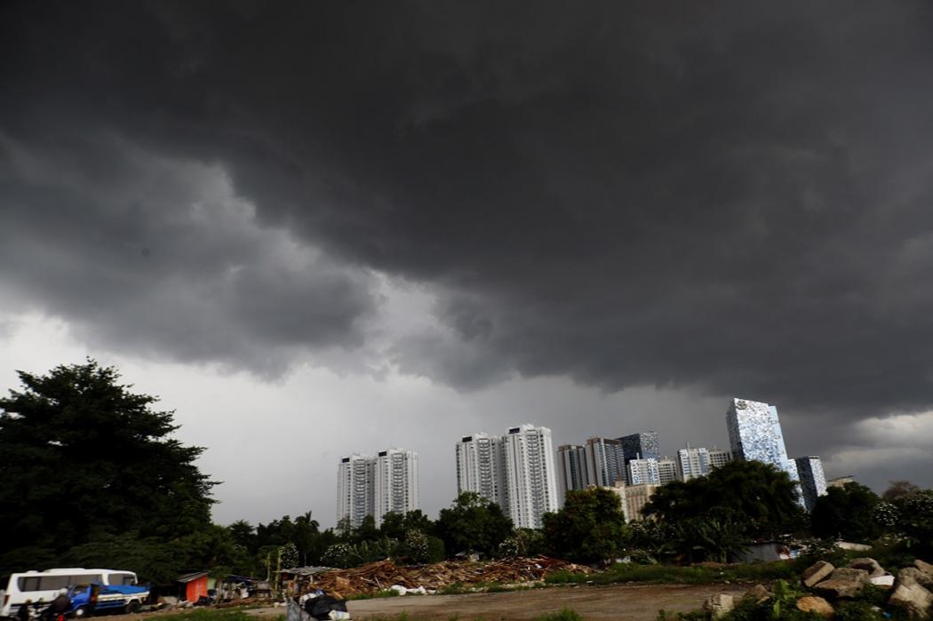 BMKG Beberkan 4 Faktor Fenomena Atmosfer Pemicu Hujan Ekstrem Sepekan ke Depan