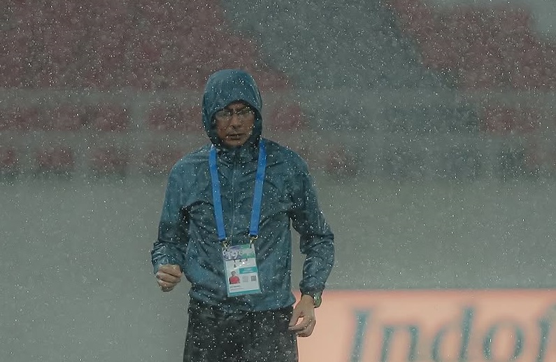 Ong Kim Swee Ogah Bahas Masa Depan di Persis Solo