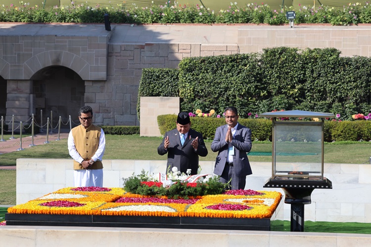 Prabowo Sambangi Rajghat Memorial, Beri Penghormatan untuk Mahatma Gandhi