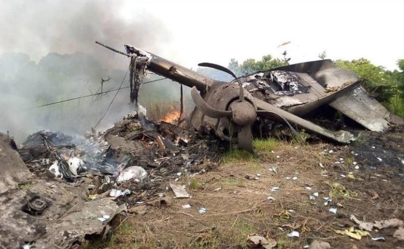 Pesawat Militer Sudan Jatuh Timpa Rumah Warga, 46 Orang Tewas termasuk Perwira