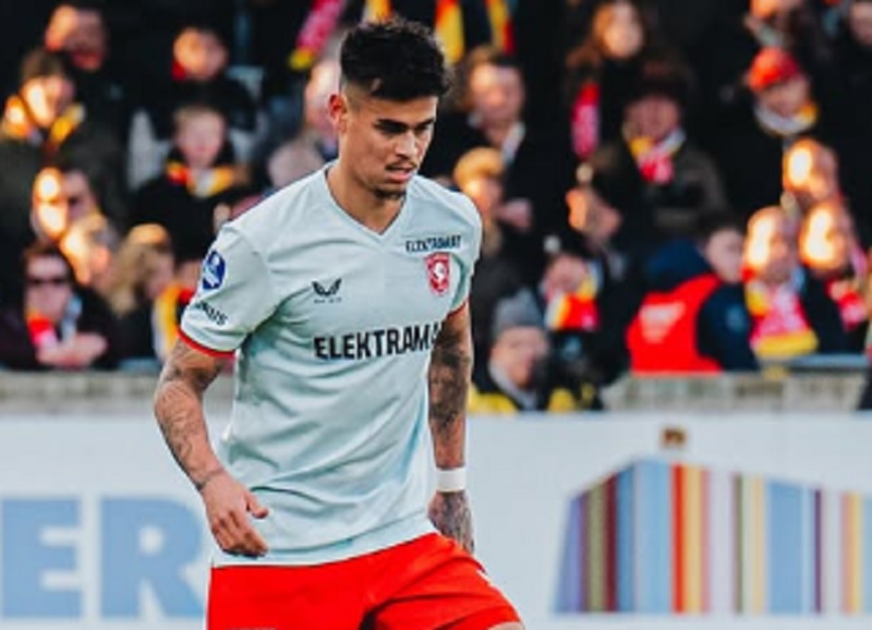 Komentar Mengejutkan Pelatih FC Twente usai Mees Hilgers Akhiri Puasa Kemenangan