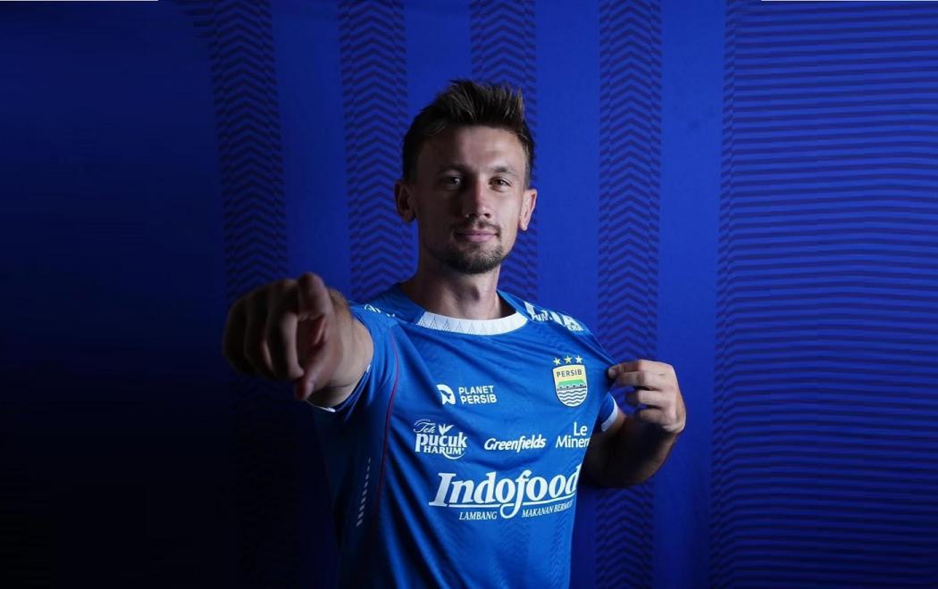 Profil dan Biodata Mateo Kocijan, Benteng Tangguh Persib Bandung